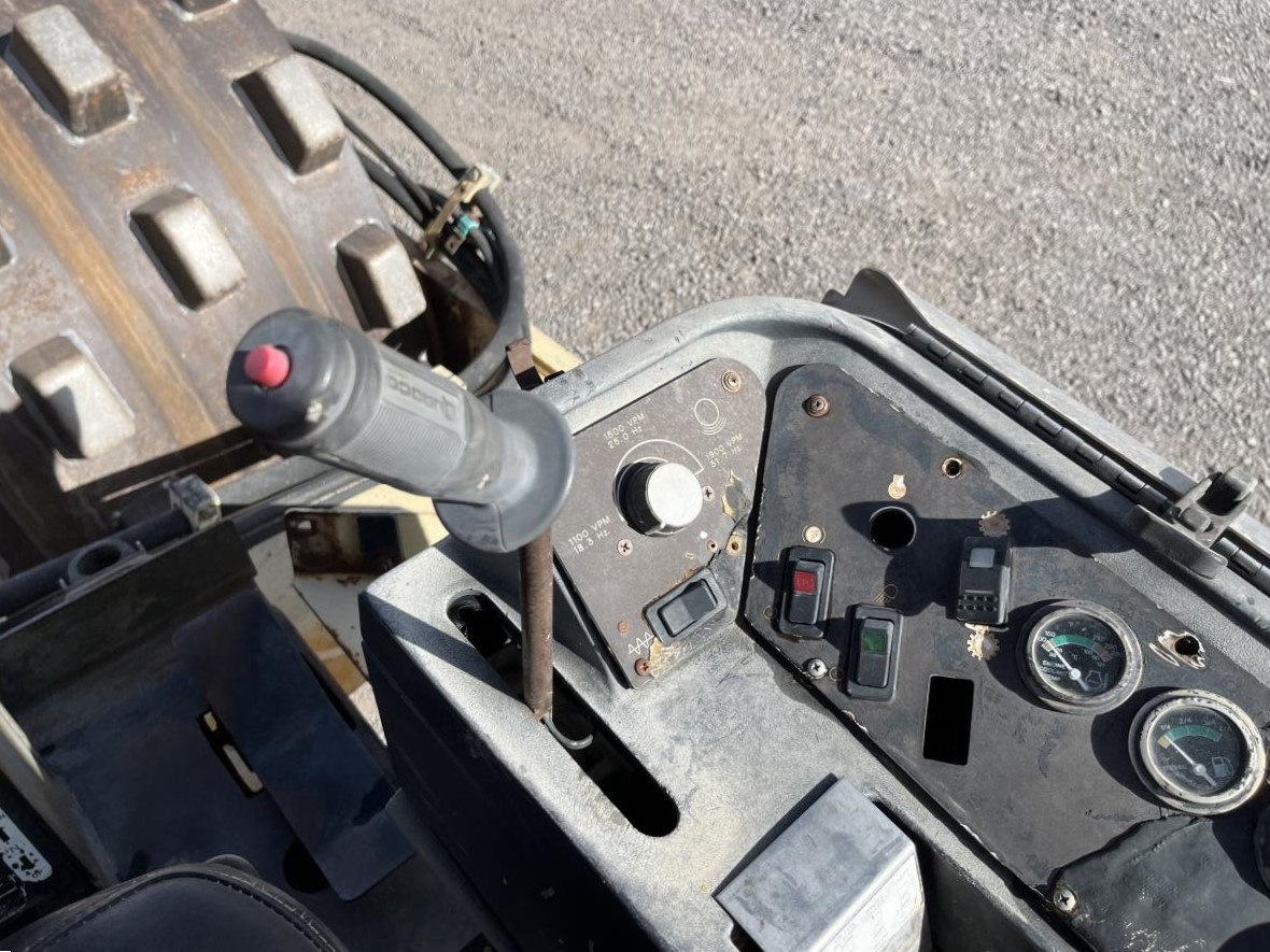 ./imagenes/INVOICE/2019/15519/INGERSOLL RAND SD-100F (18).JPG